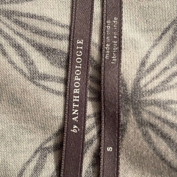 Anthropologie Small Terri Embroidered
Top Floral Detail - Picture 6 of 7